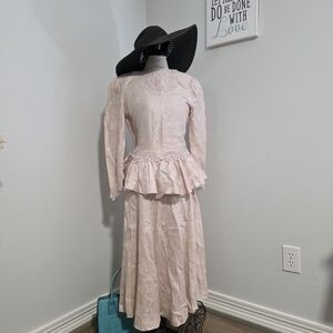 Rina diMontella 100% Linen Vintage Blush Long Sleeve Peplum Blouse And Skirt Set